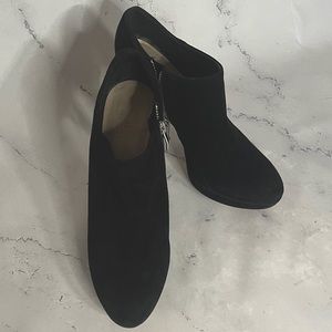 Vince Camuto Elvin Booties